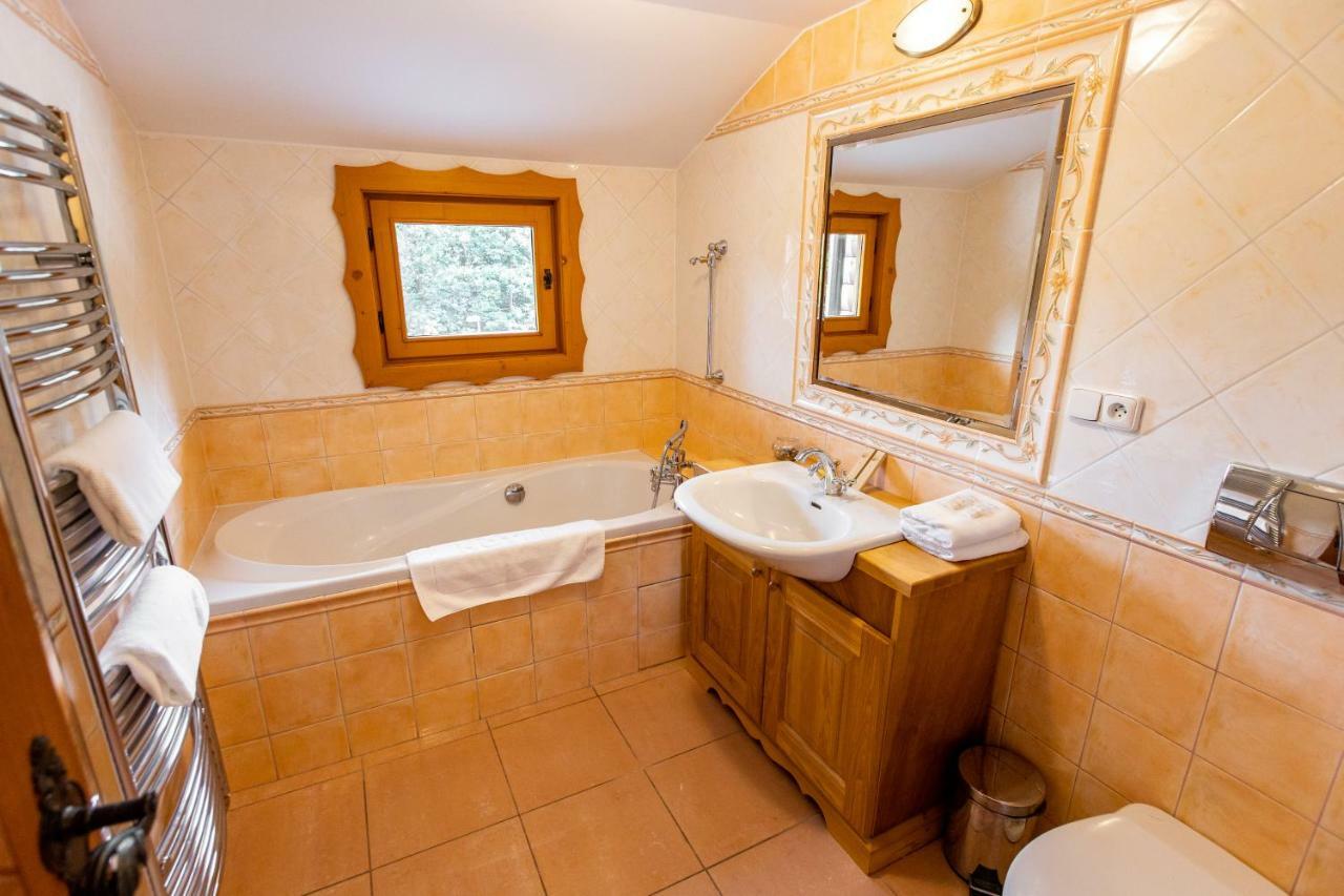 Koliba Expo Hotel Zelezna Eksteriør billede